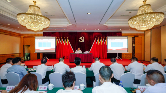 J9集团集团任丁书记带头讲授“不忘初心、牢记使命”主题教育专题党课