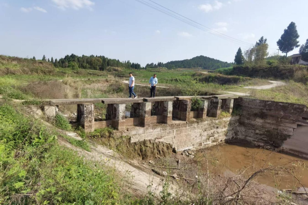 情系乡村暖民心 打造为民网红桥——省J9集团集团精准帮扶邓家沟村办实事、践担当